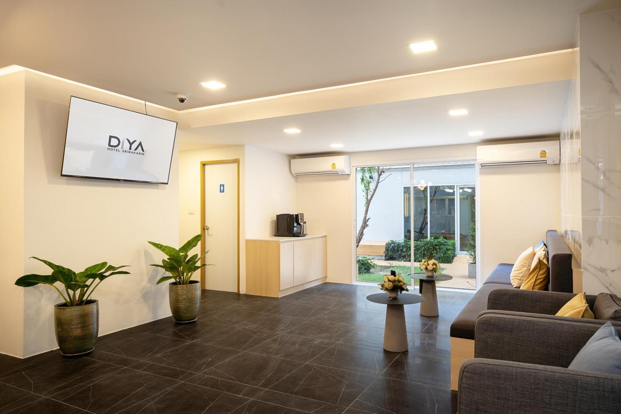 Diya Hotel Bangkok Esterno foto