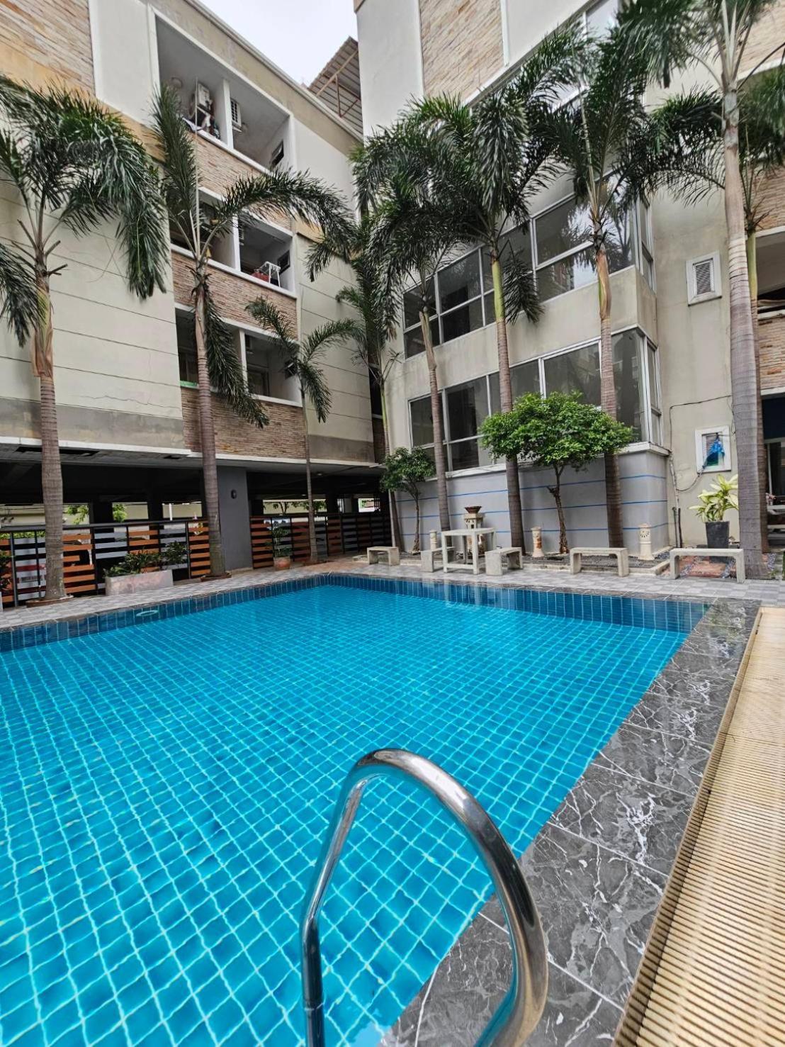 Diya Hotel Bangkok Esterno foto