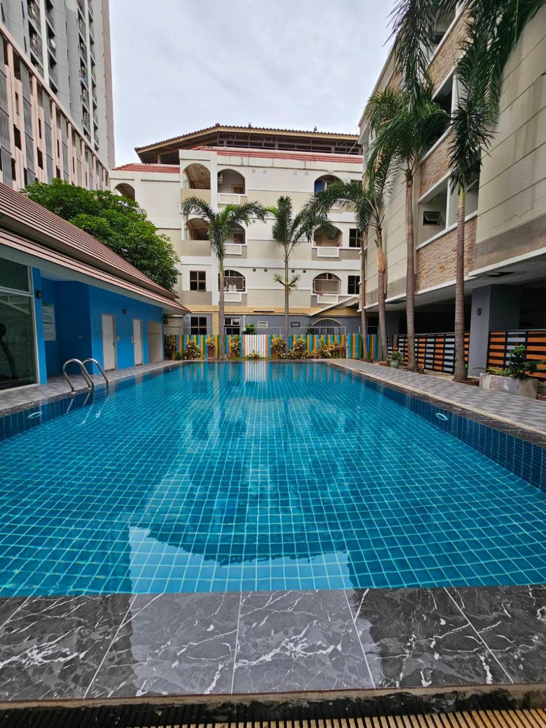 Diya Hotel Bangkok Esterno foto